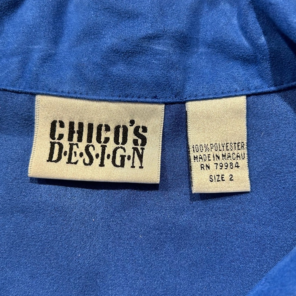 Royal blue Chico’s Shirt. - Picture 6 of 6